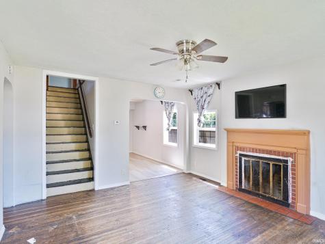 1128 Somerset Lane Fort Wayne IN 46805