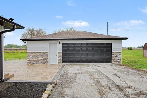2612 E Michigantown Road Frankfort IN 46041