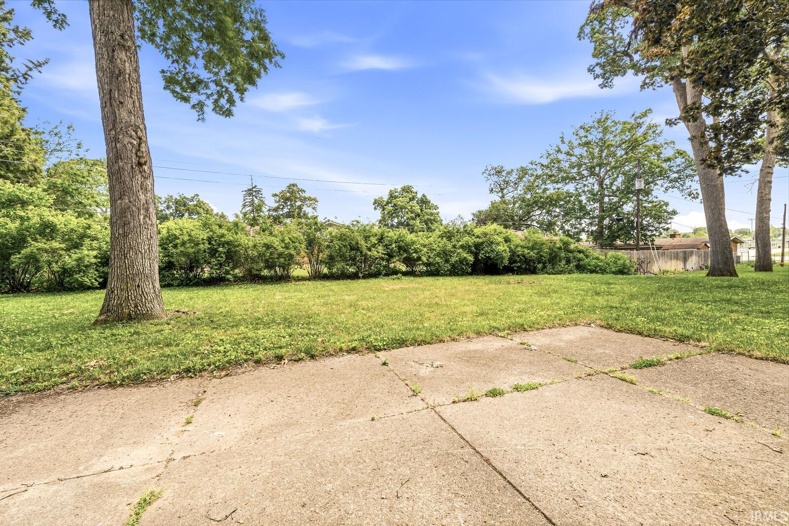 126 Woodhill Lane South Bend IN 46619