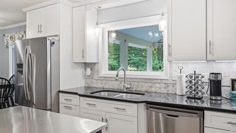 96 S Sassafras Lane New Castle IN 47362