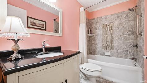 96 S Sassafras Lane New Castle IN 47362