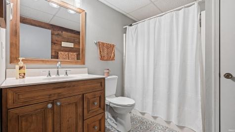 96 S Sassafras Lane New Castle IN 47362