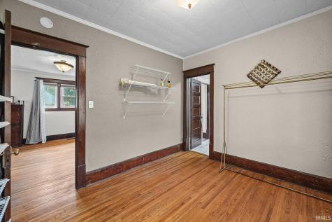 309 E Walnut Street Chalmers IN 47929