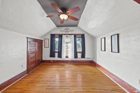 309 E Walnut Street Chalmers IN 47929