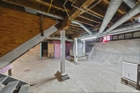 309 E Walnut Street Chalmers IN 47929