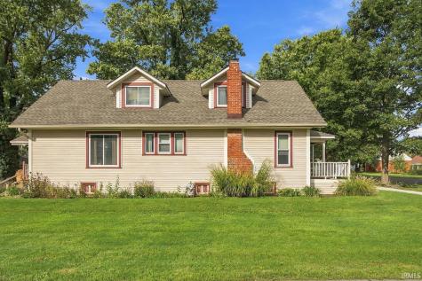309 E Walnut Street Chalmers IN 47929