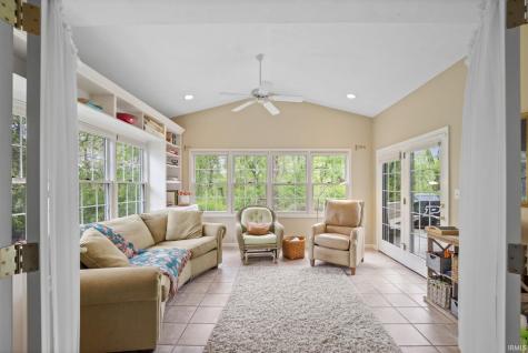 821 Red Oaks Lane Lafayette IN 47909