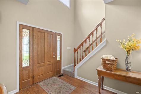 821 Red Oaks Lane Lafayette IN 47909