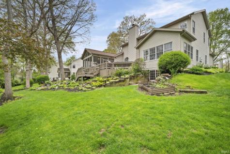 821 Red Oaks Lane Lafayette IN 47909