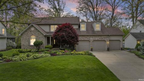 821 Red Oaks Lane Lafayette IN 47909