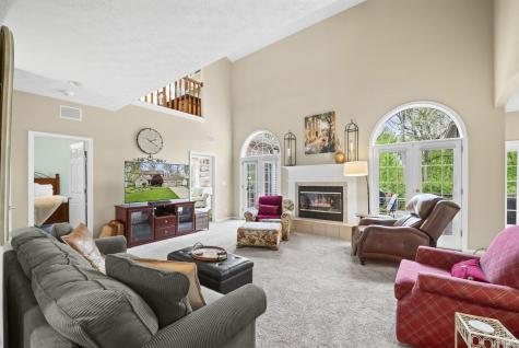 821 Red Oaks Lane Lafayette IN 47909