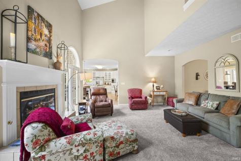 821 Red Oaks Lane Lafayette IN 47909