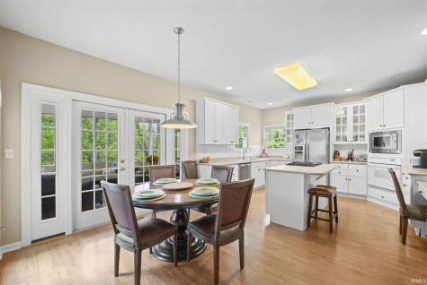 821 Red Oaks Lane Lafayette IN 47909