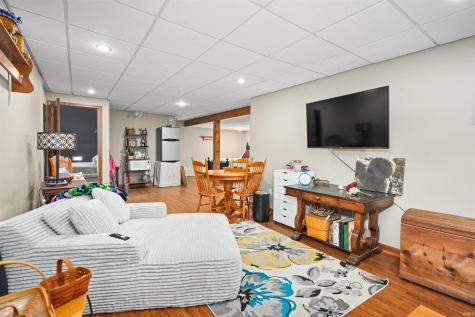 728 Pellston Court Fort Wayne IN 46825