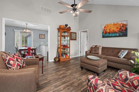 728 Pellston Court Fort Wayne IN 46825