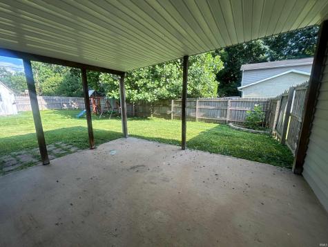 801 N Paddington Way Ellettsville IN 47429