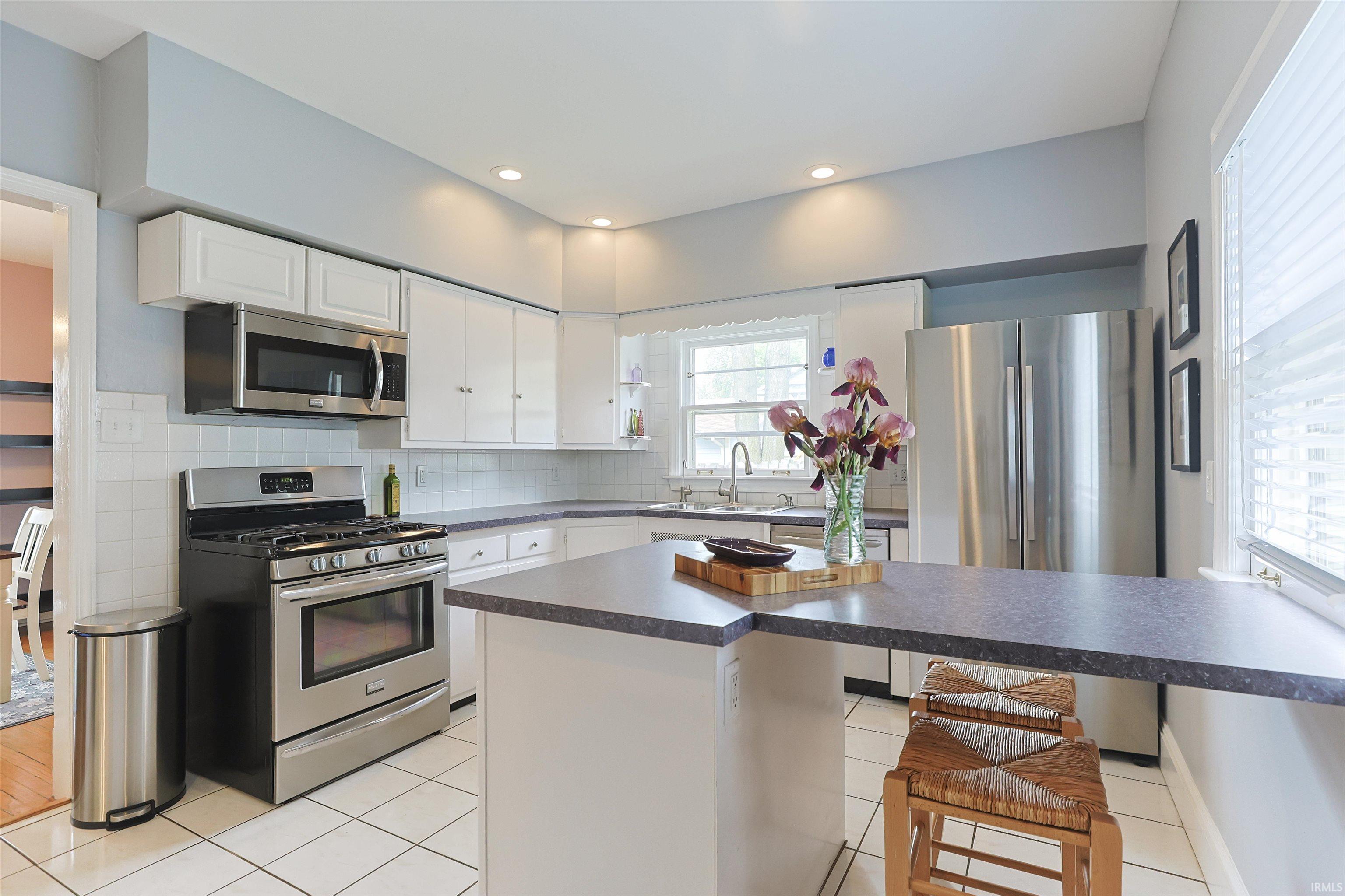 1003 Riverside Drive South Bend IN 46616