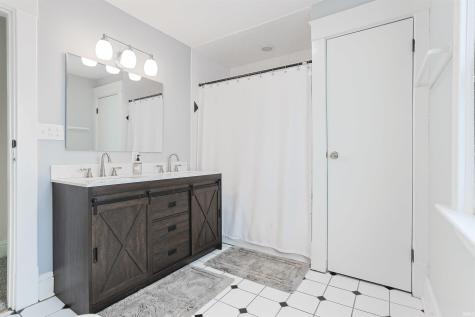 1003 Riverside Drive South Bend IN 46616