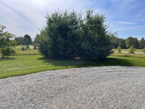 6895 E State Road 54 Road Bloomfield IN 47424