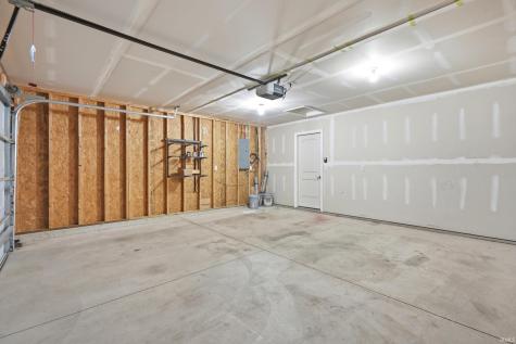 1542 Cuprum Pass Fort Wayne IN 46845