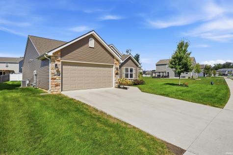 1542 Cuprum Pass Fort Wayne IN 46845
