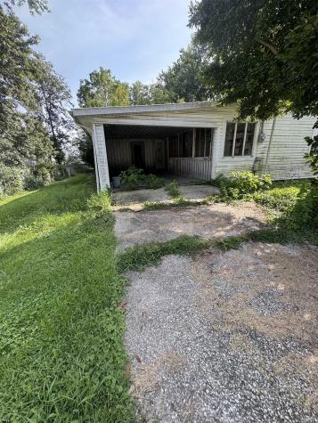 940 Newby Street Mitchell IN 47446