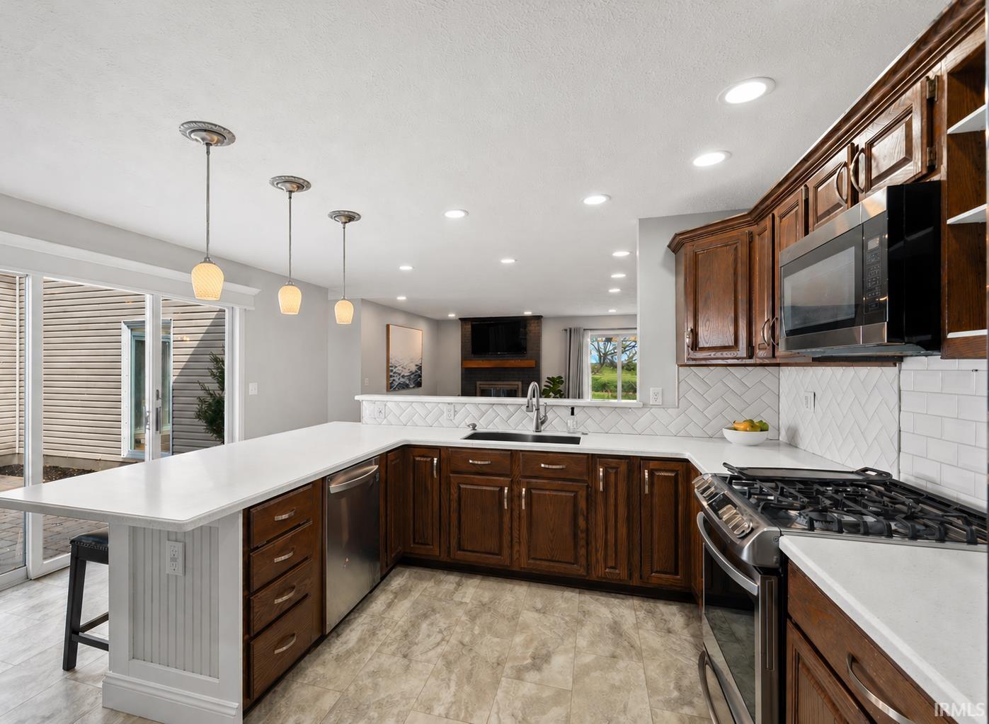 2204 Bluewater Drive Warsaw IN 46580