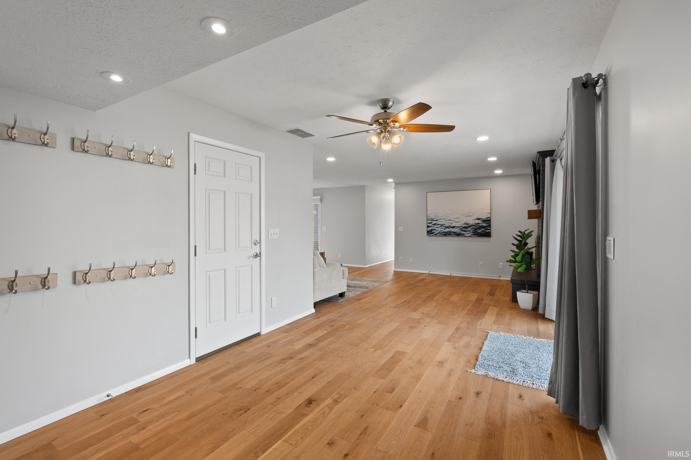 2204 Bluewater Drive Warsaw IN 46580