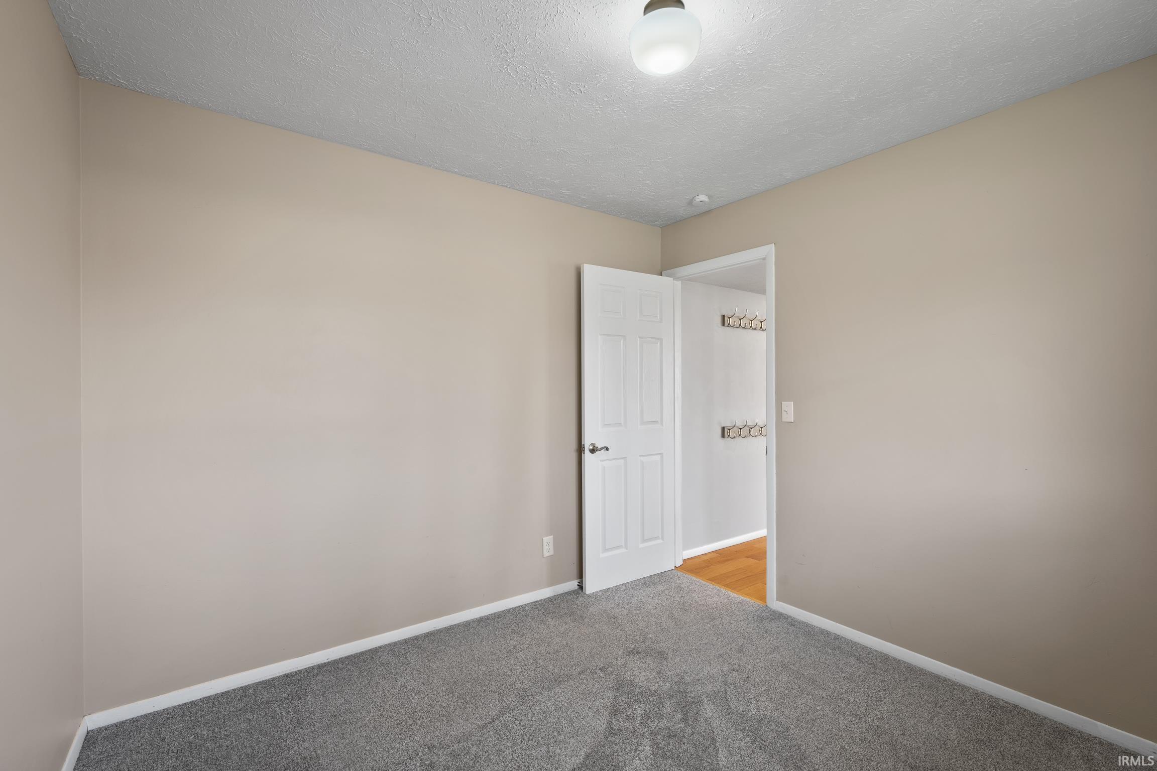 2204 Bluewater Drive Warsaw IN 46580