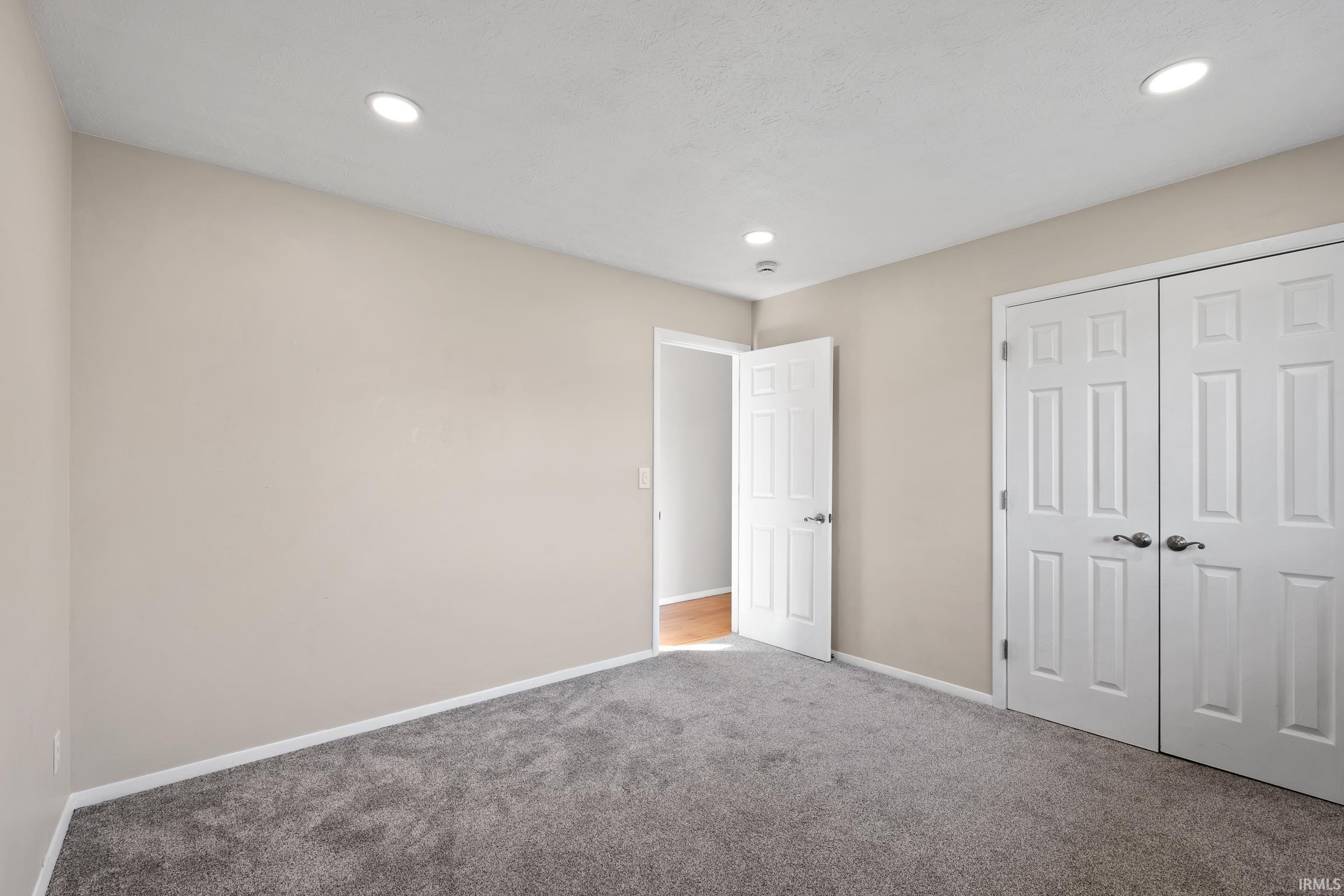 2204 Bluewater Drive Warsaw IN 46580