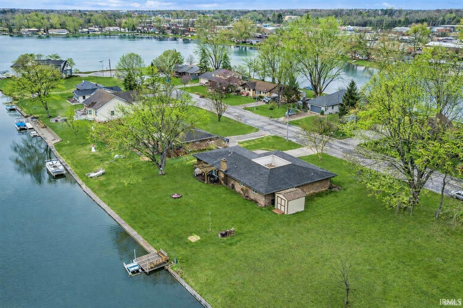 2204 Bluewater Drive Warsaw IN 46580