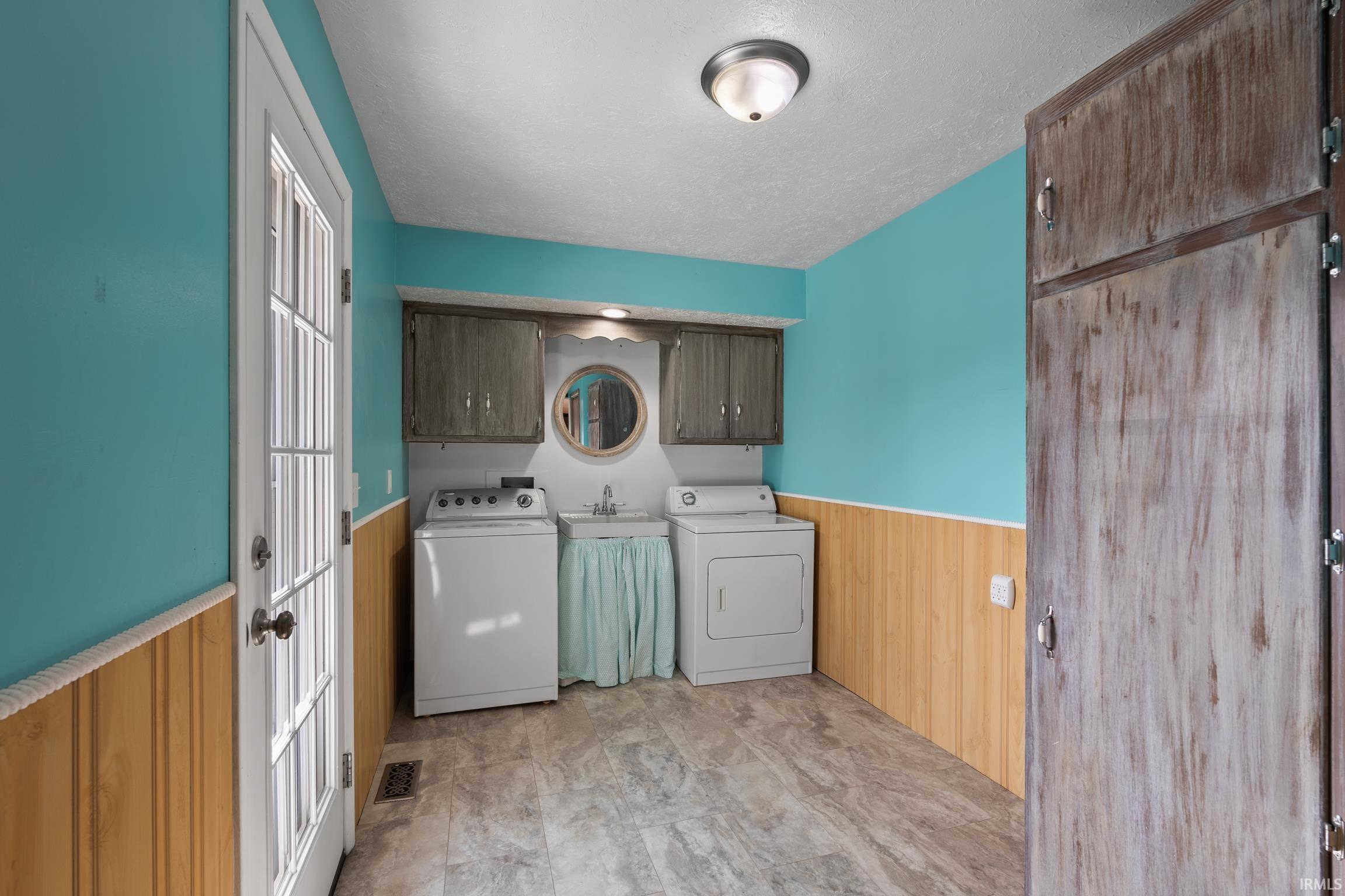 2204 Bluewater Drive Warsaw IN 46580