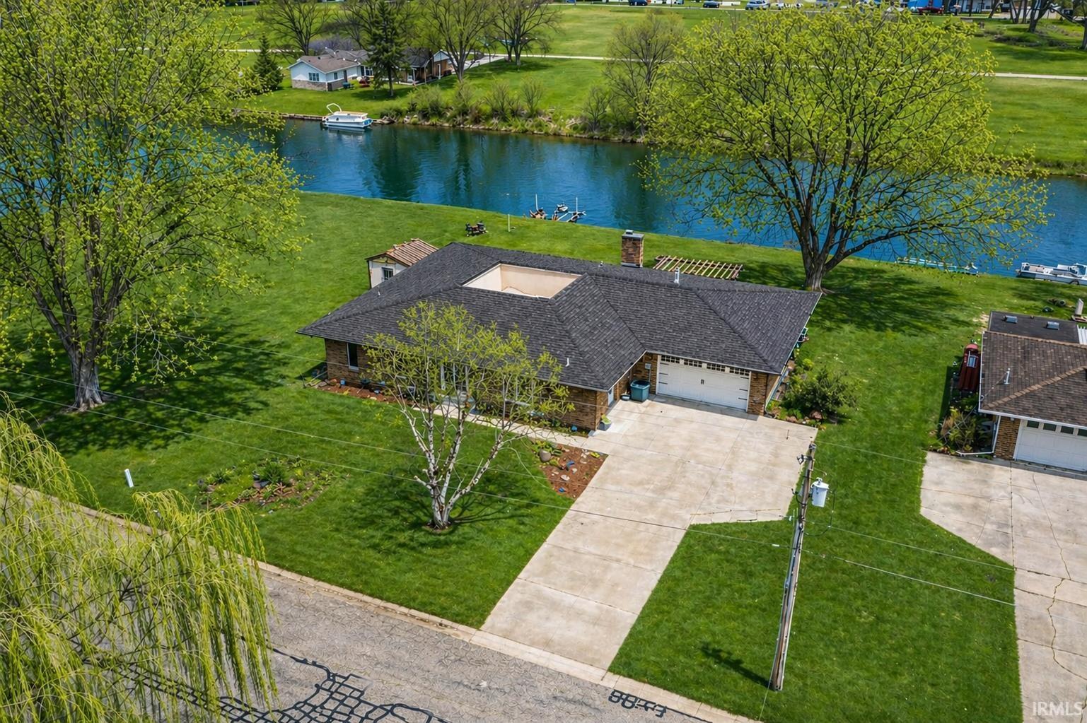 2204 Bluewater Drive Warsaw IN 46580