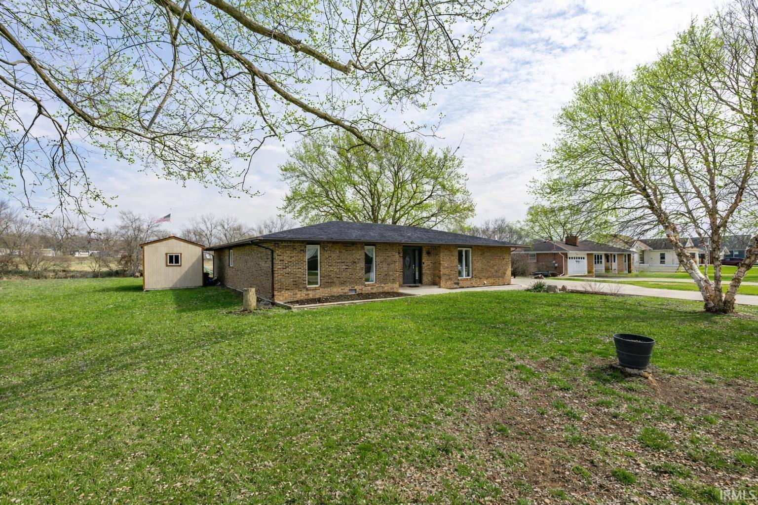 2204 Bluewater Drive Warsaw IN 46580