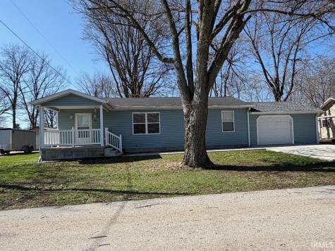 205 E Lewis Street Carlisle IN 47838