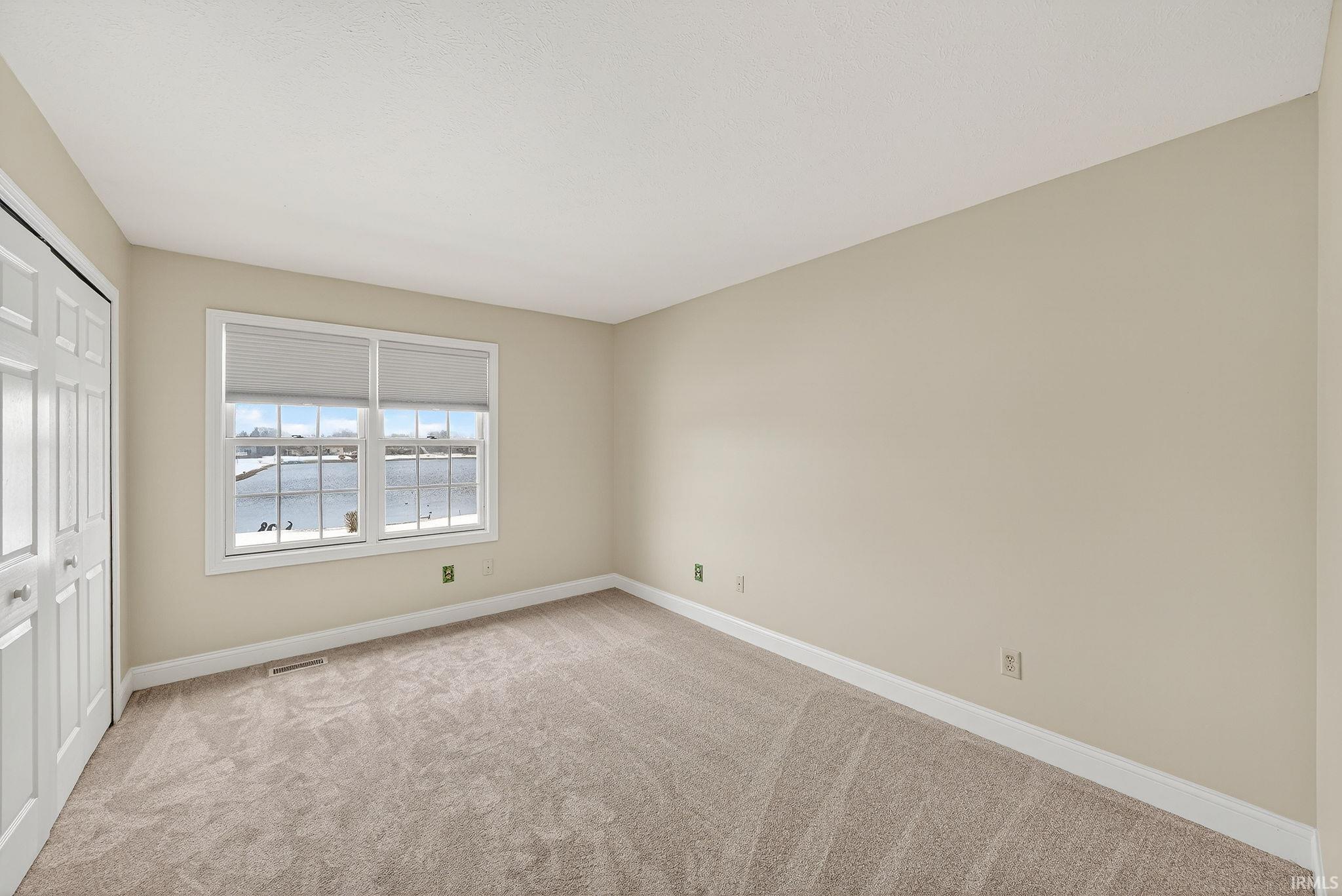 51216 Leeward Point Granger IN 46530