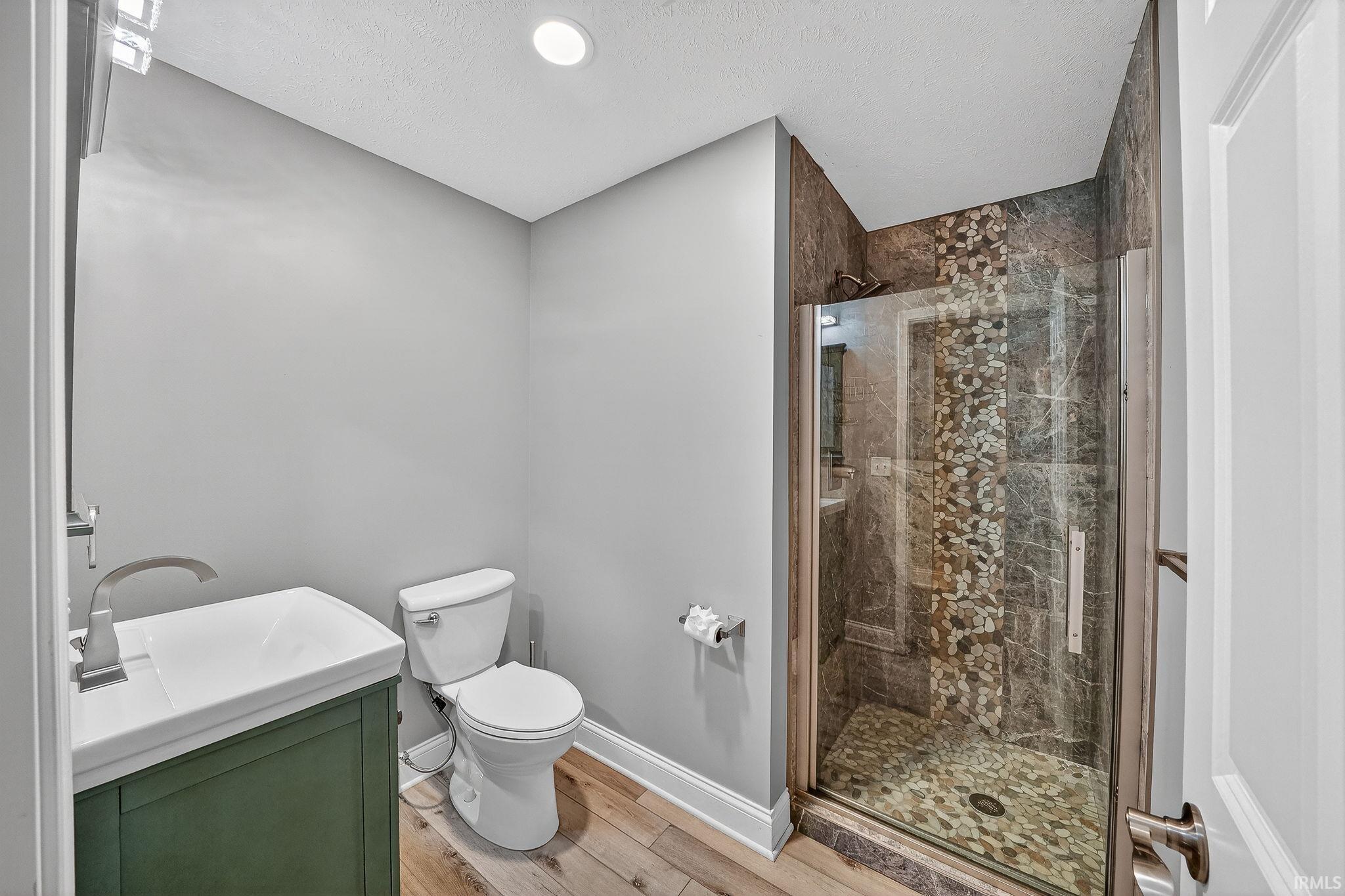 51216 Leeward Point Granger IN 46530