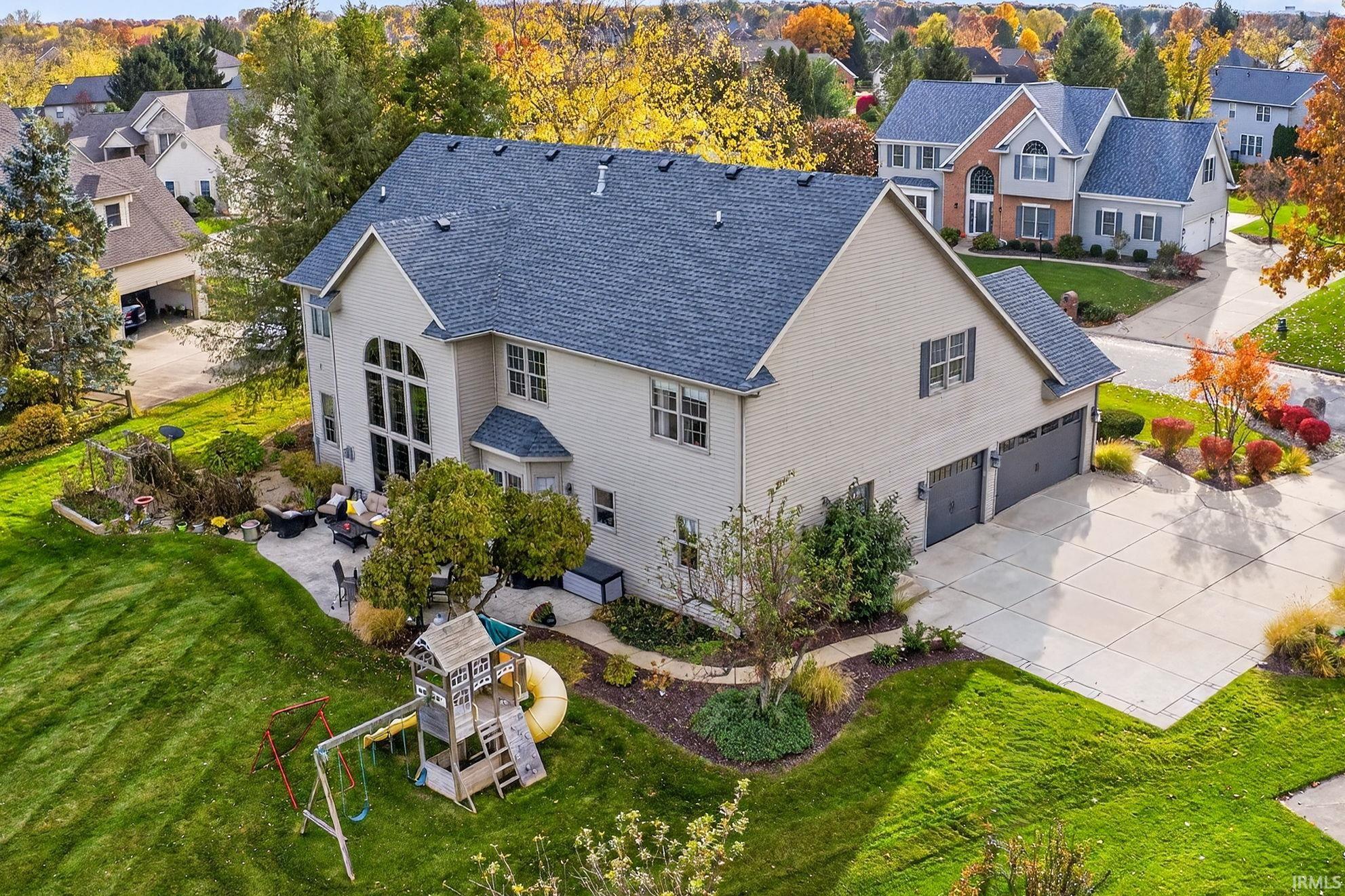 51216 Leeward Point Granger IN 46530