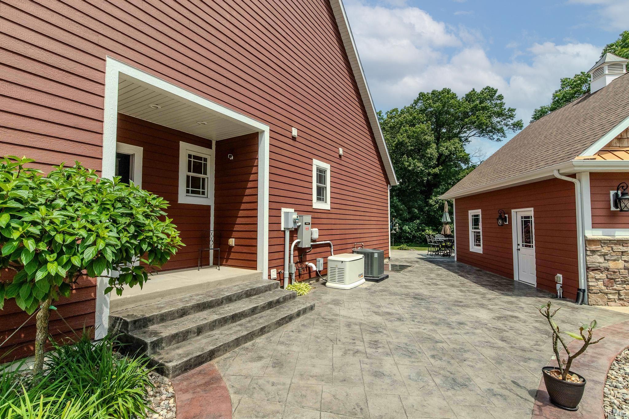 29591 Lakefield Court Elkhart IN 46514