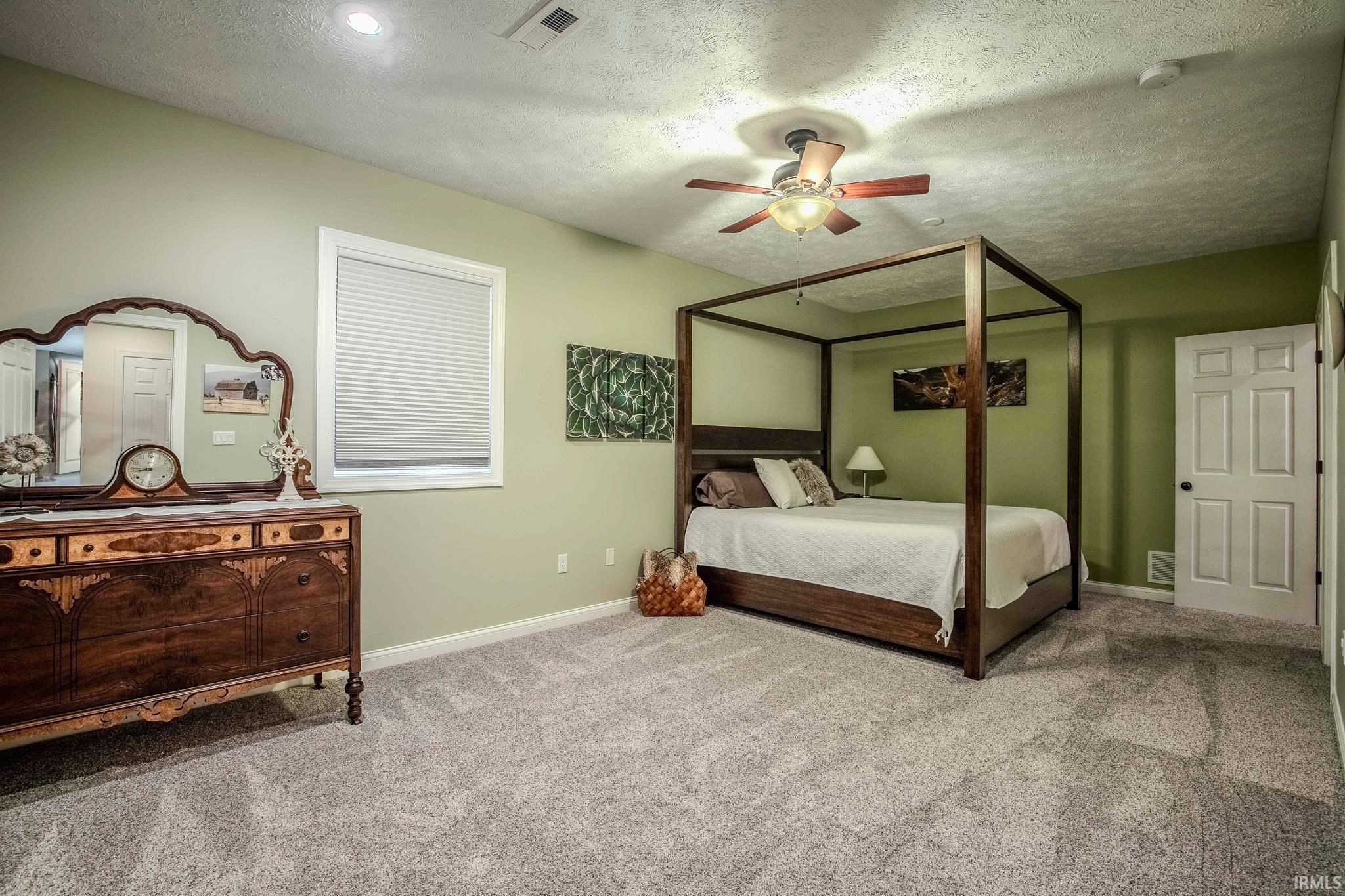 29591 Lakefield Court Elkhart IN 46514