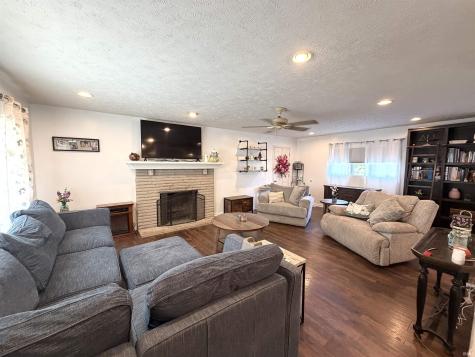620 E Blue Ridge Drive Evansville IN 47714