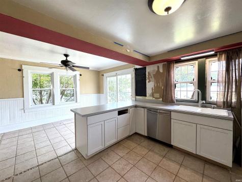 124 Columbia Avenue Tipton IN 46072