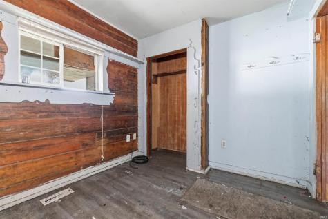 1513 E Cromer Avenue Muncie IN 47303