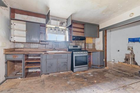 1513 E Cromer Avenue Muncie IN 47303