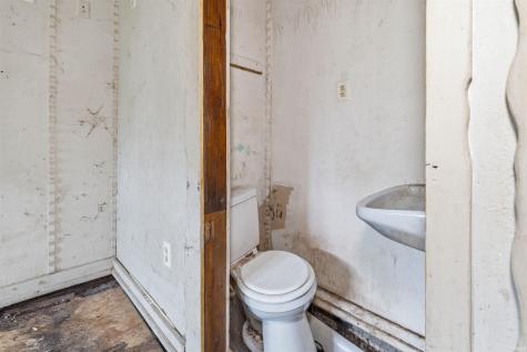 1513 E Cromer Avenue Muncie IN 47303