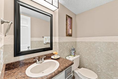 8323 Ramshire Lane Fort Wayne IN 46835