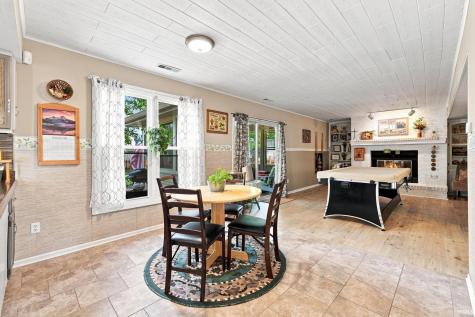 8323 Ramshire Lane Fort Wayne IN 46835