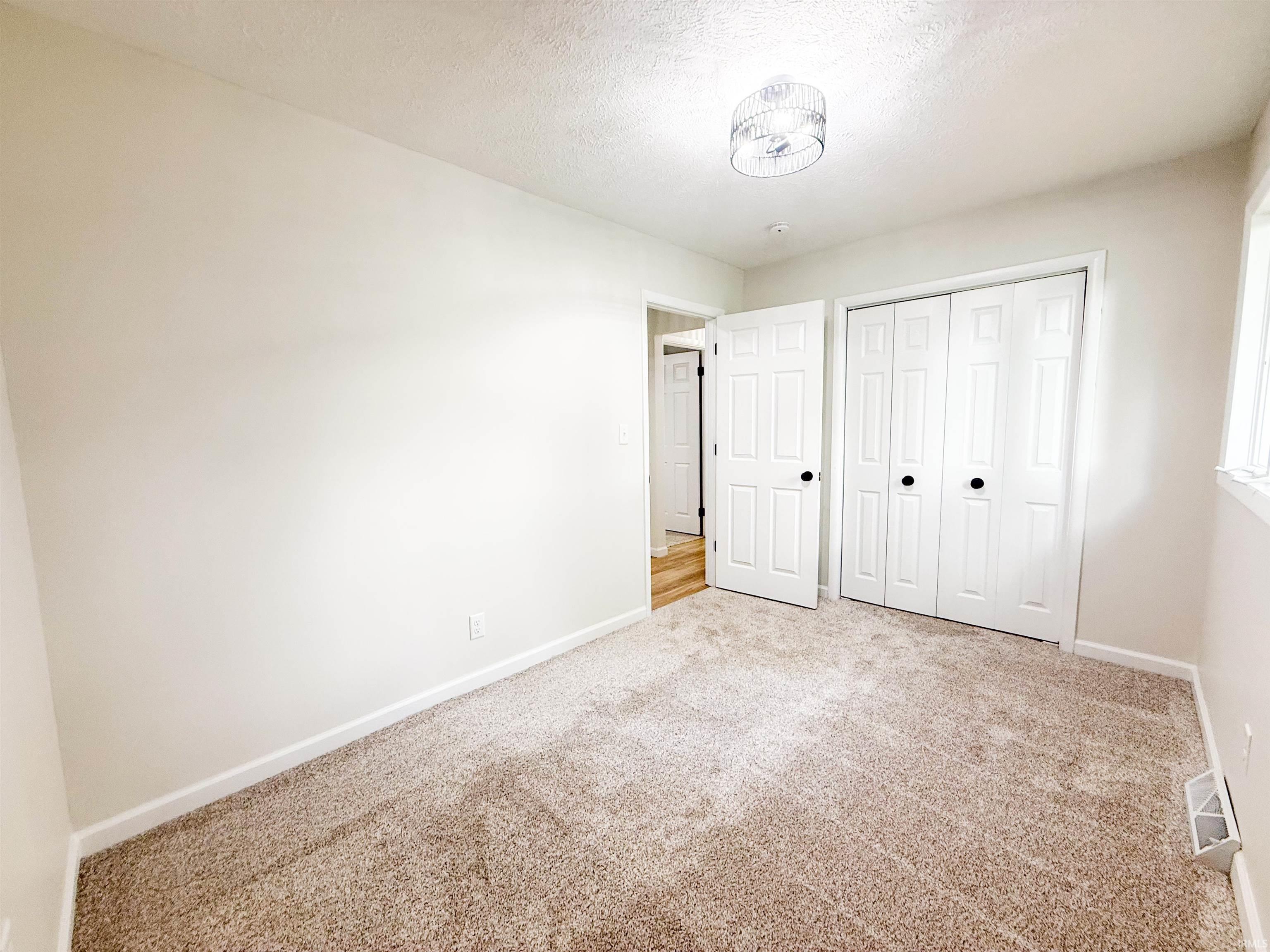 23598 Arlene Avenue Elkhart IN 46517