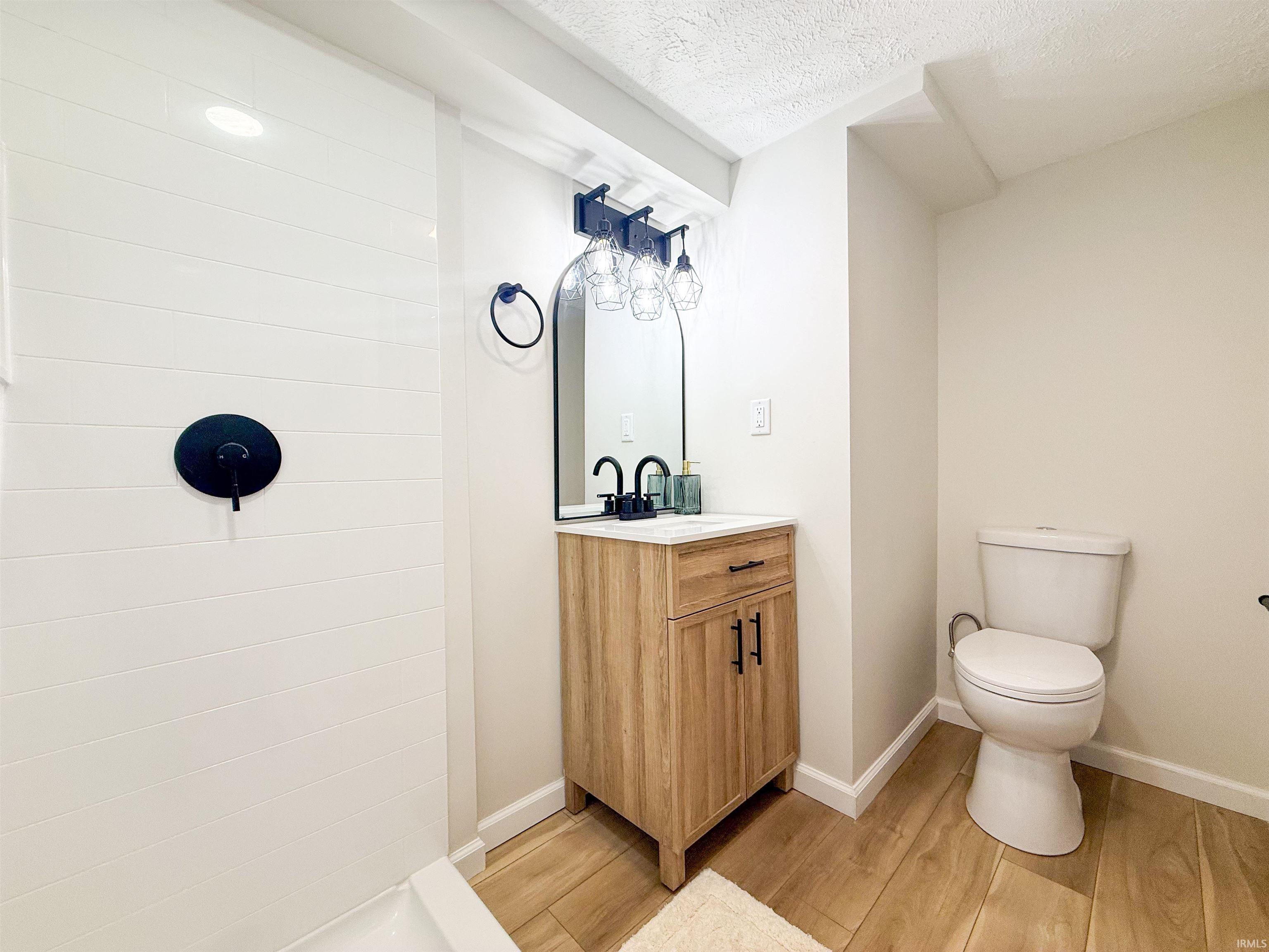 23598 Arlene Avenue Elkhart IN 46517
