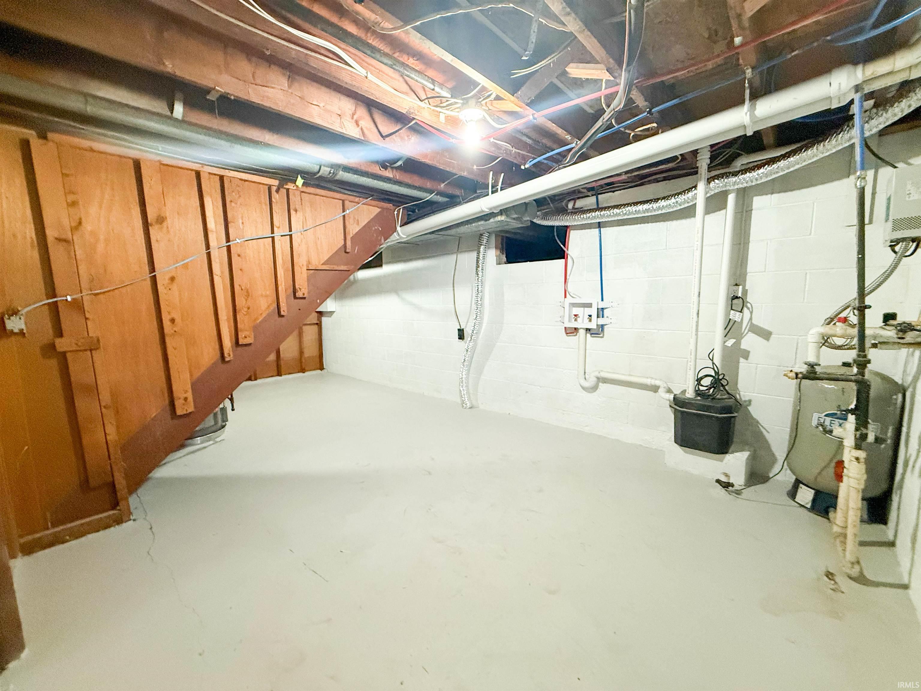 23598 Arlene Avenue Elkhart IN 46517